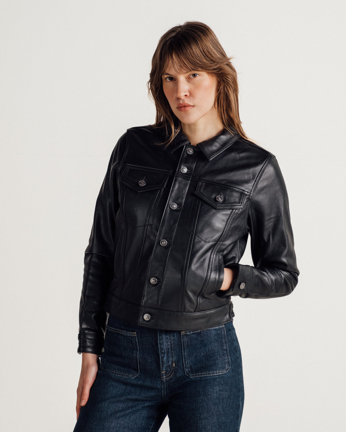 2401W Black