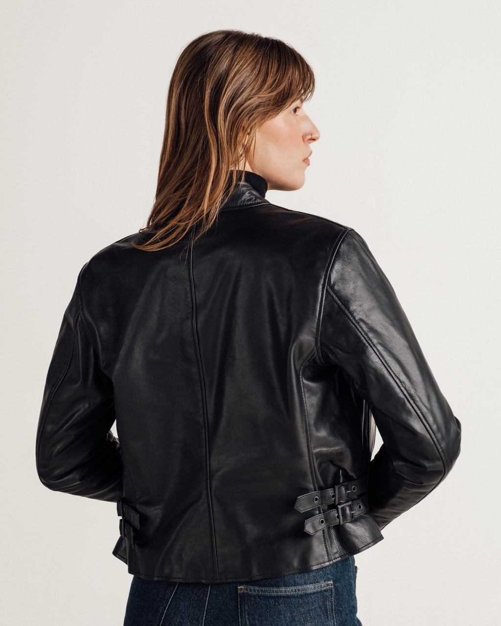 2408W Black