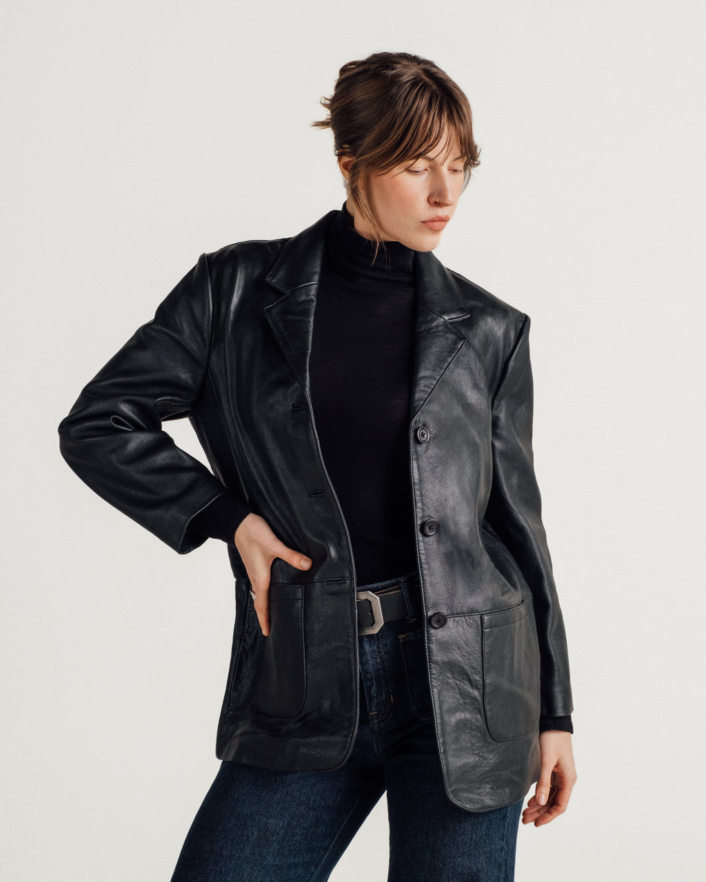 2535W Black