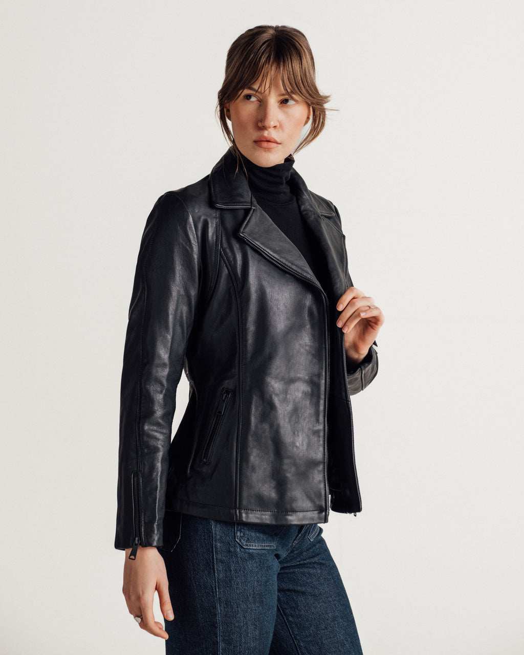 2909W Black
