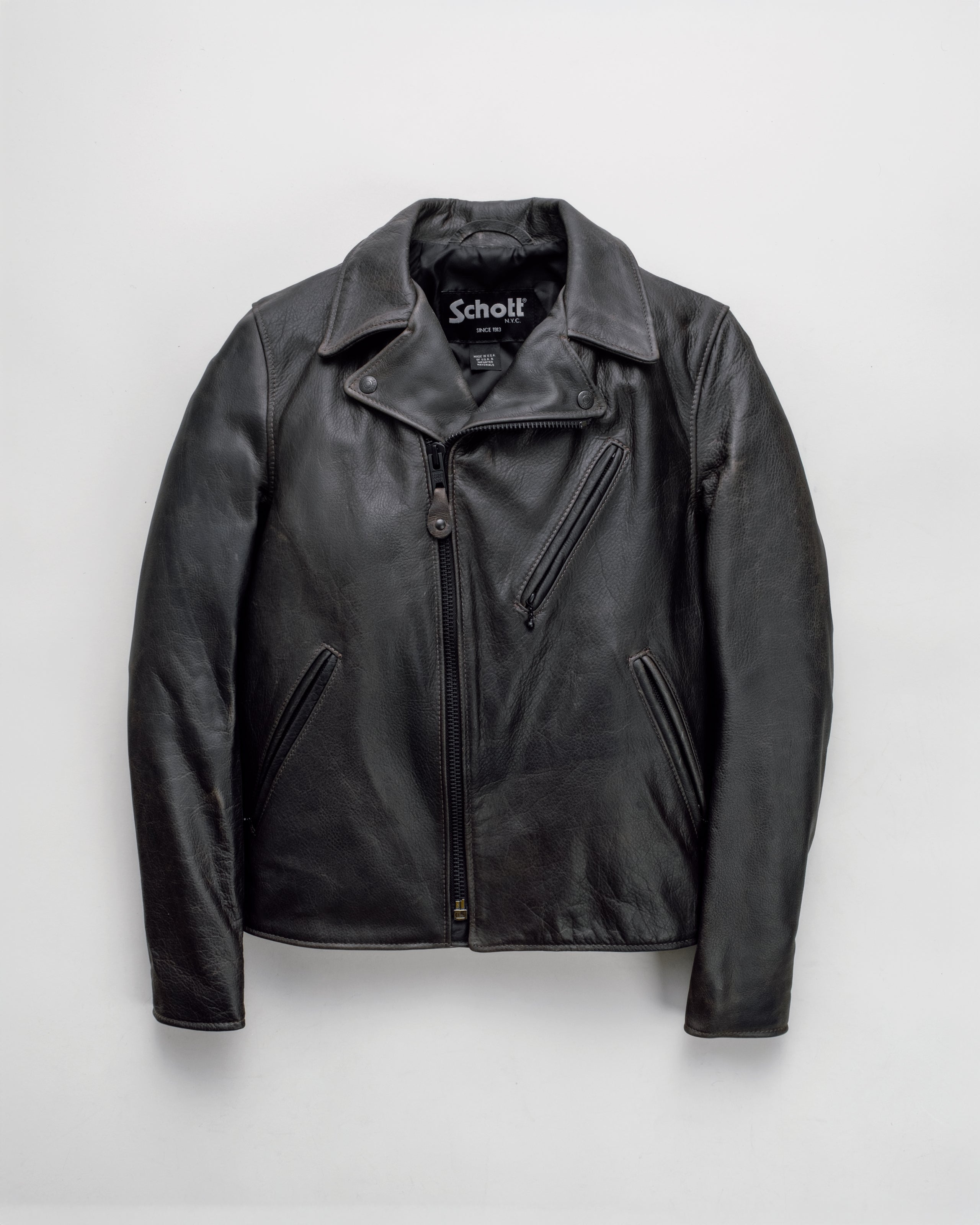 533 | Minimal Waxy Pullup Cowhide Perfecto® Motorcycle Jacket