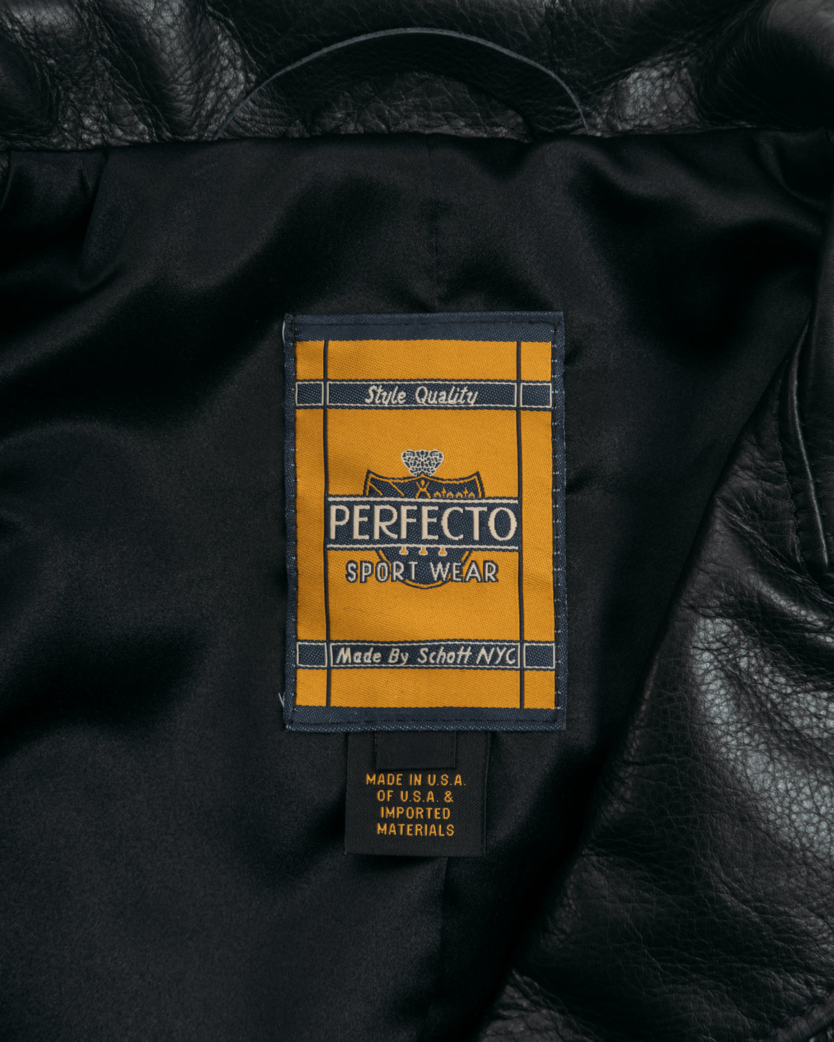 536W Black