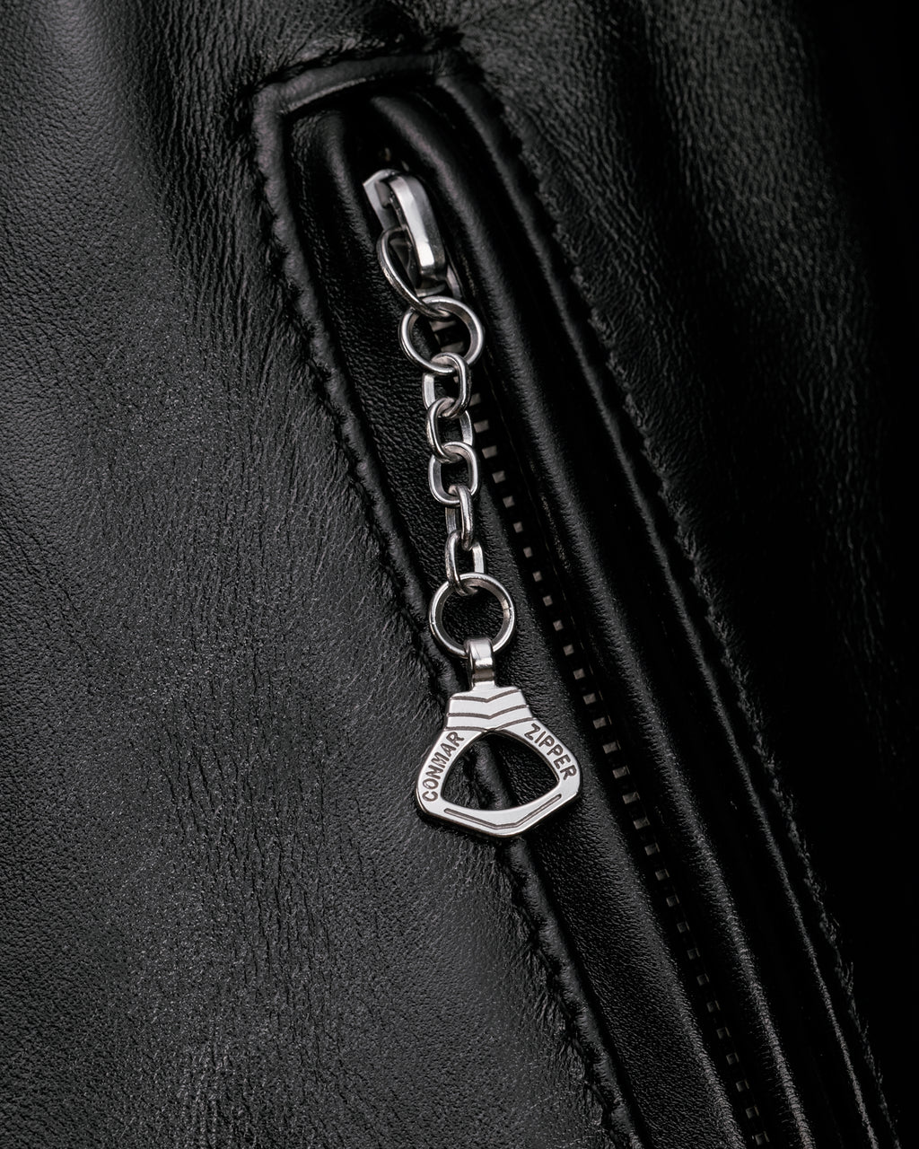 642HH Black