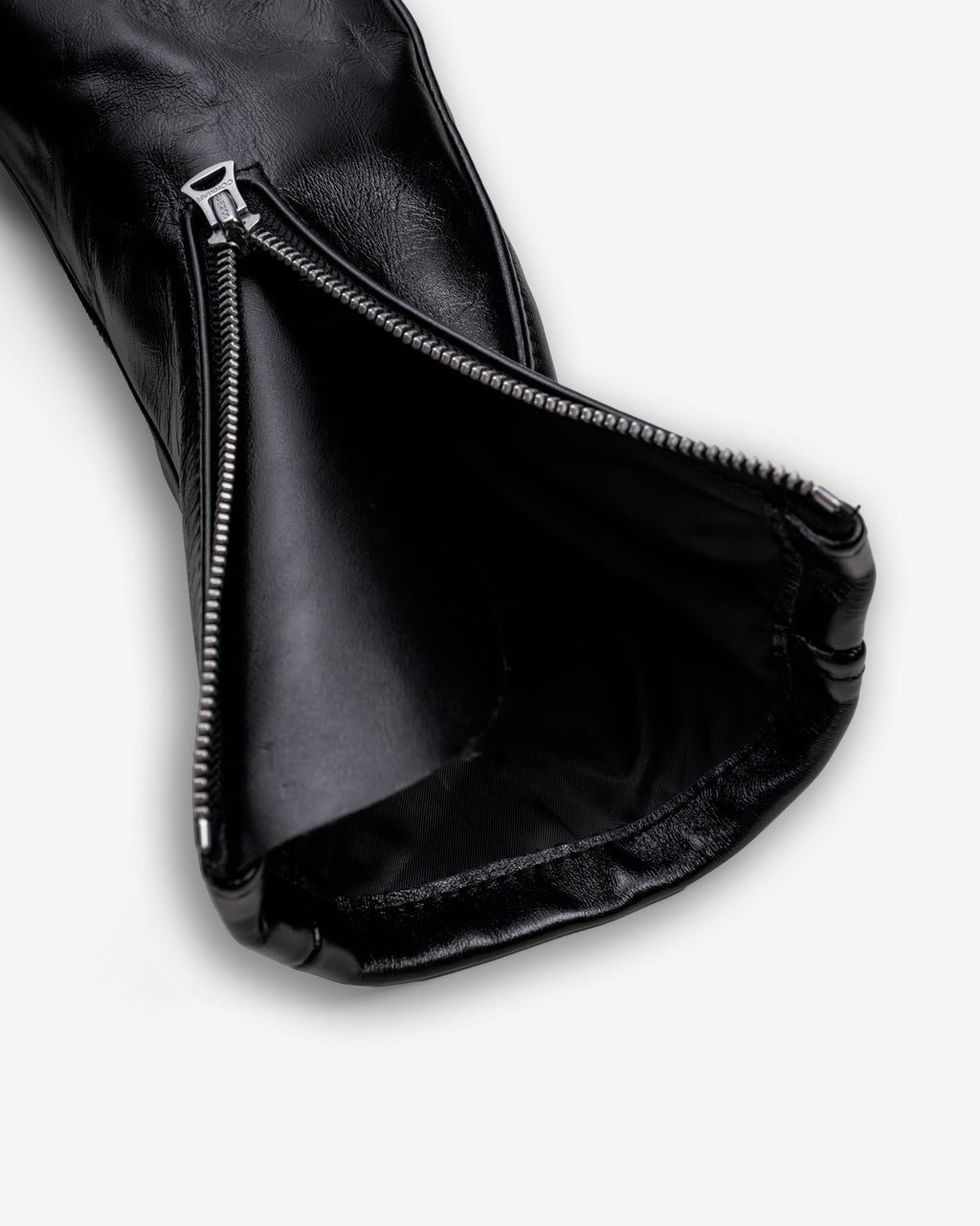 642HH Black