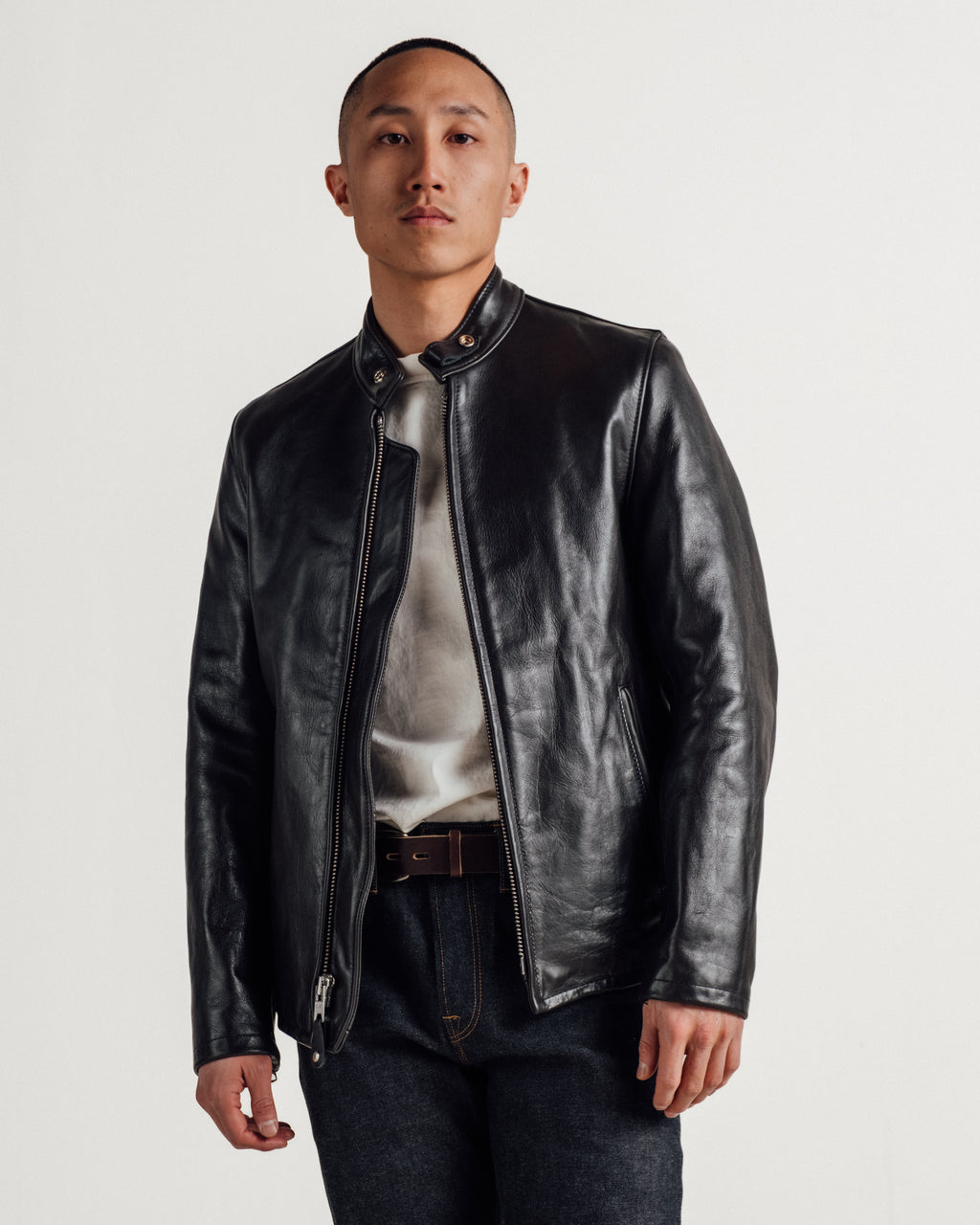 654 Black