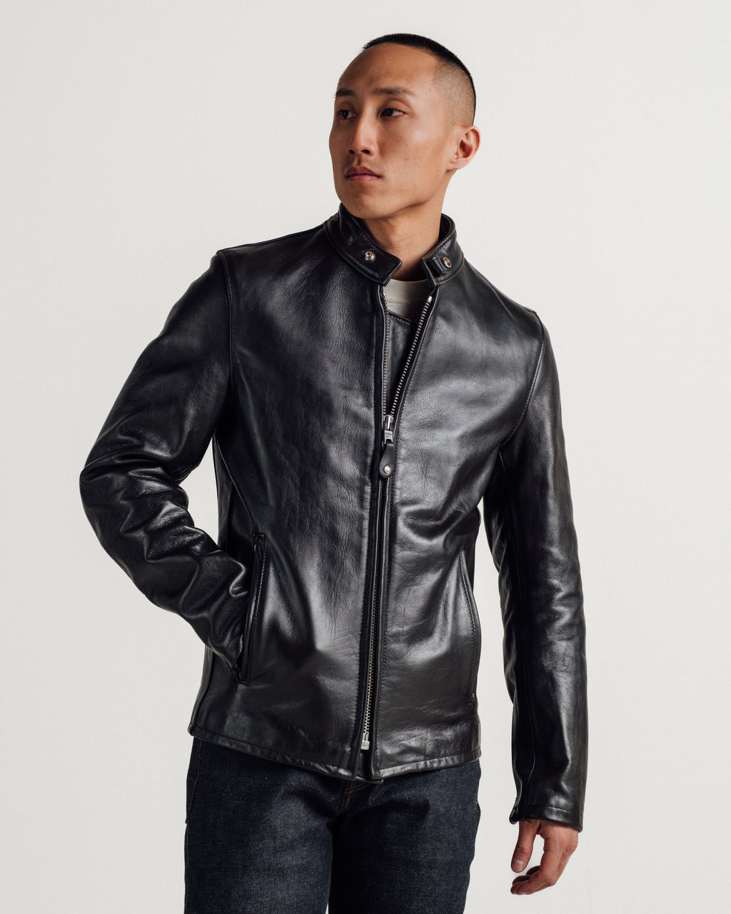 654 Black