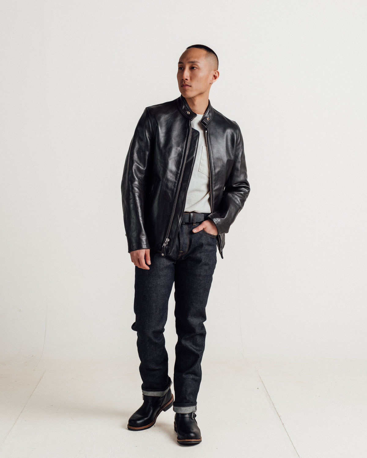 654 Black