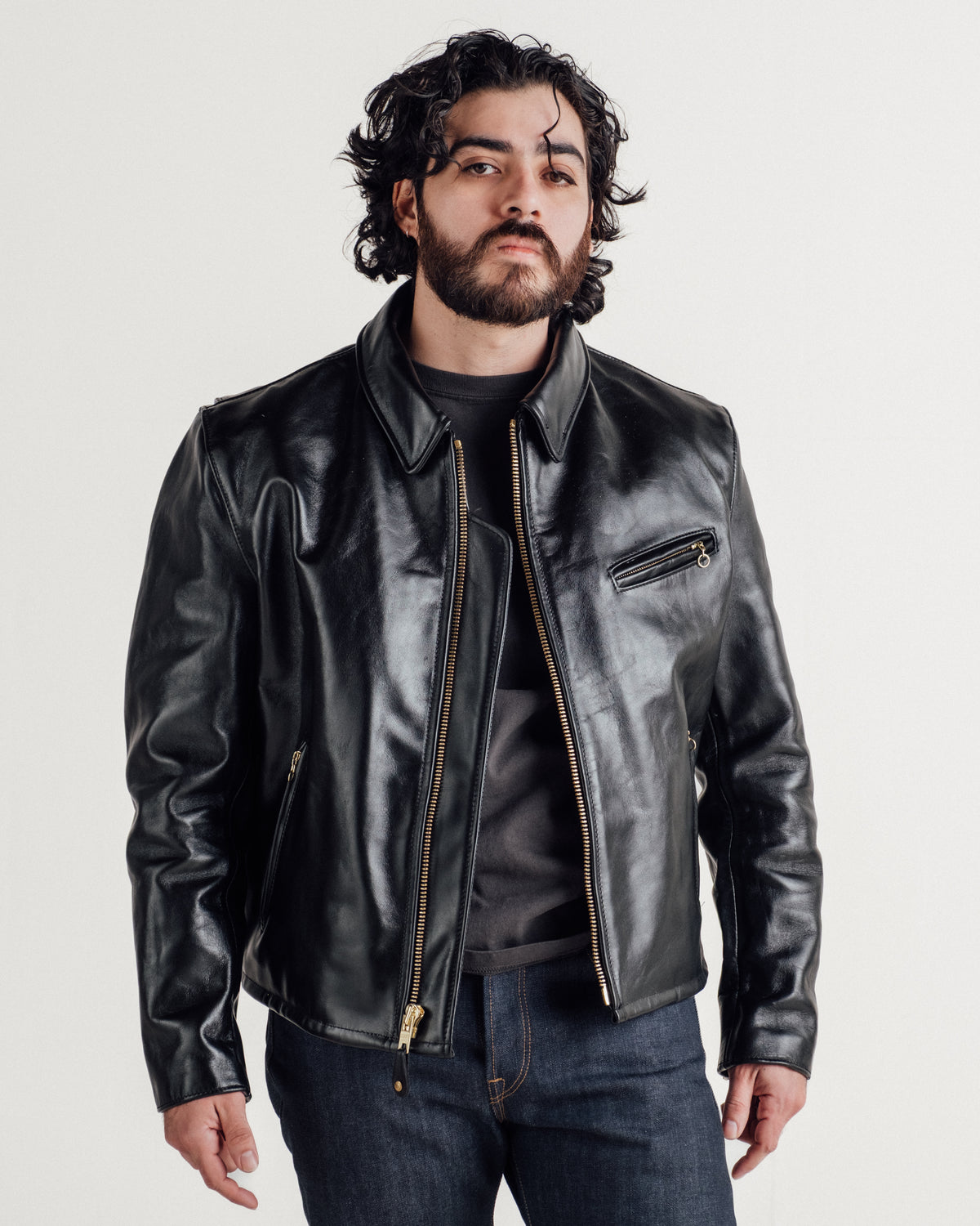 689H Black