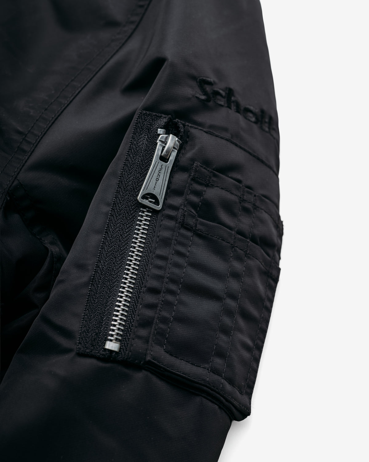 9335 Black