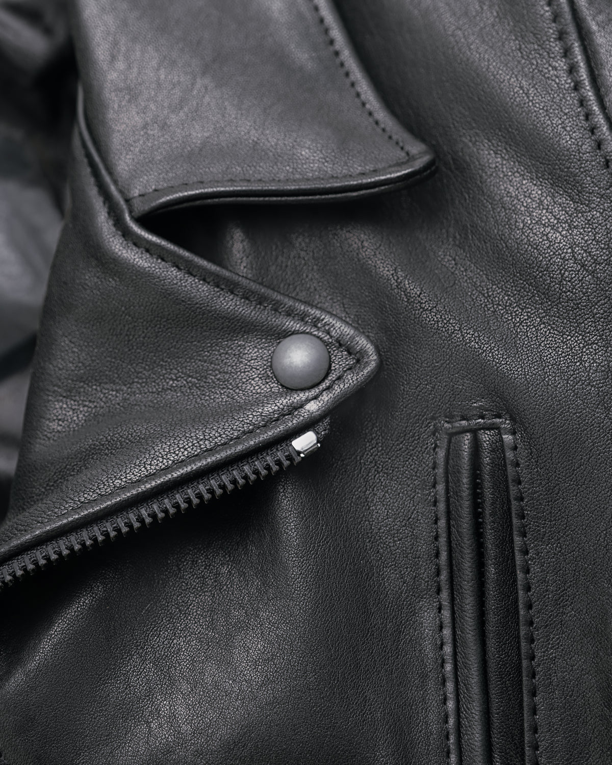 P213 Black