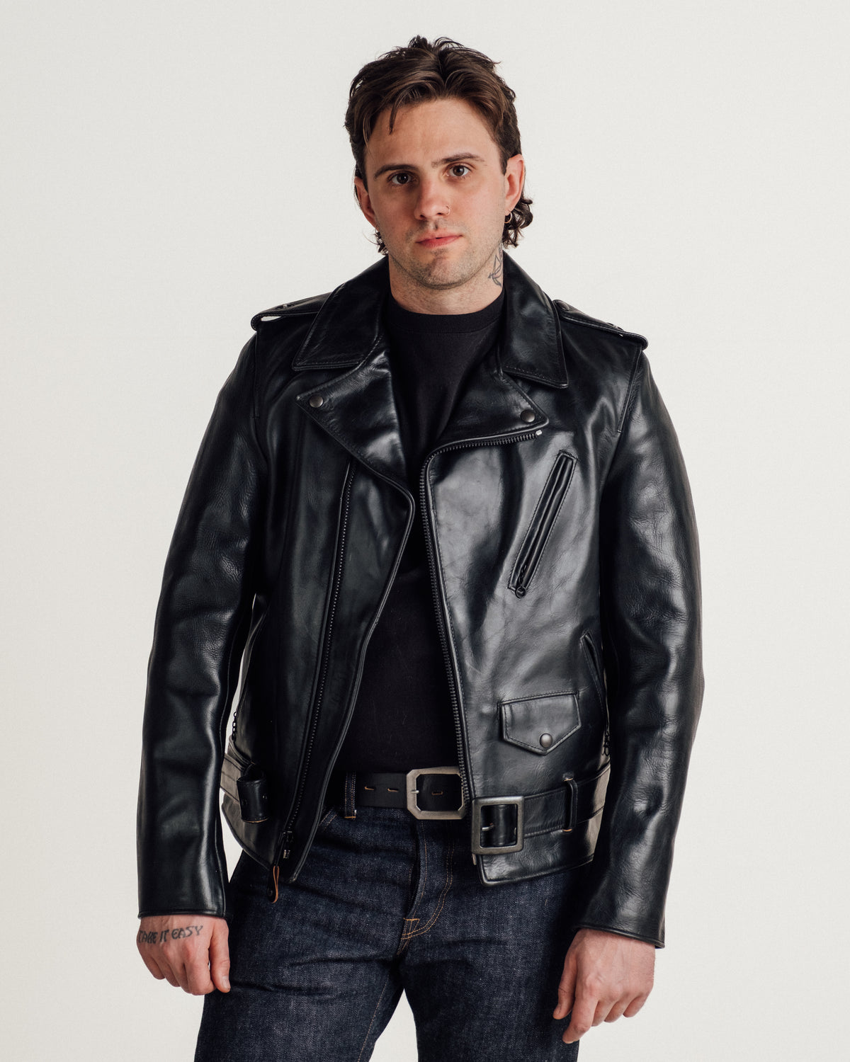 P613S Black