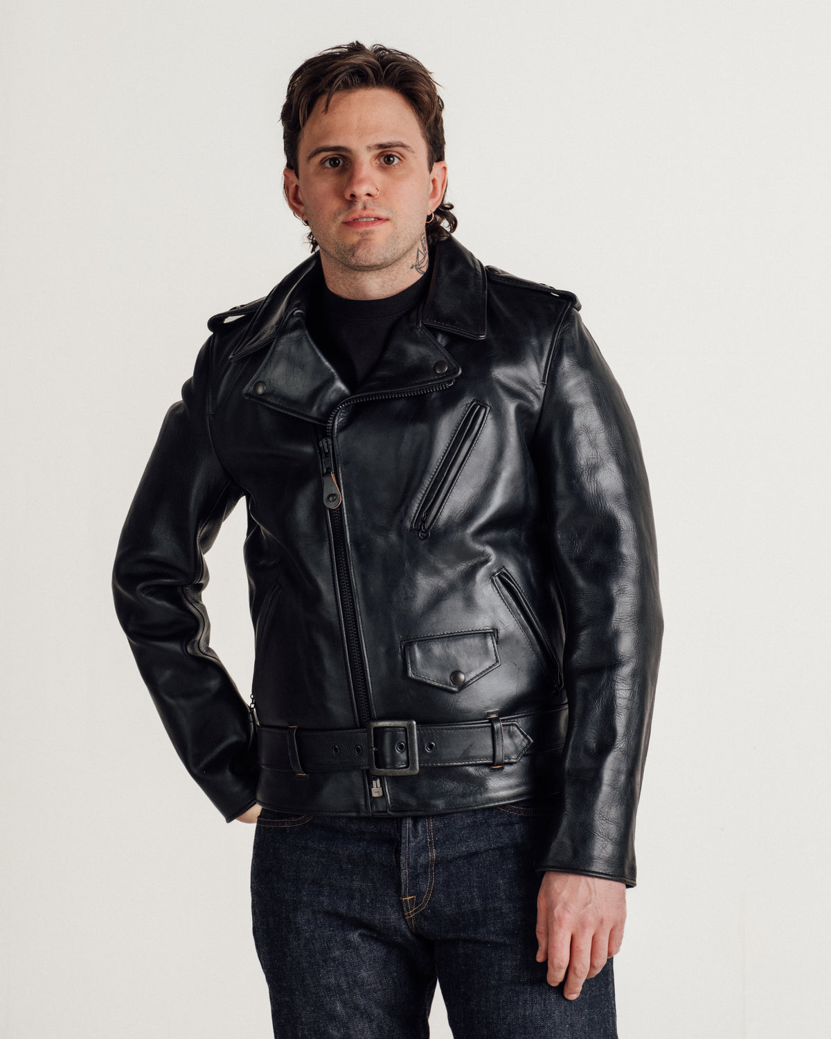 P613S Black