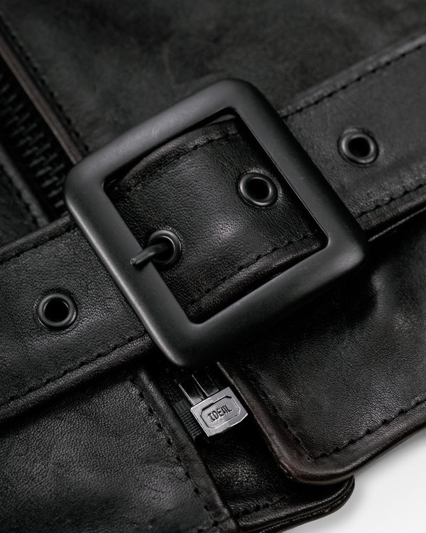 P633SH Black
