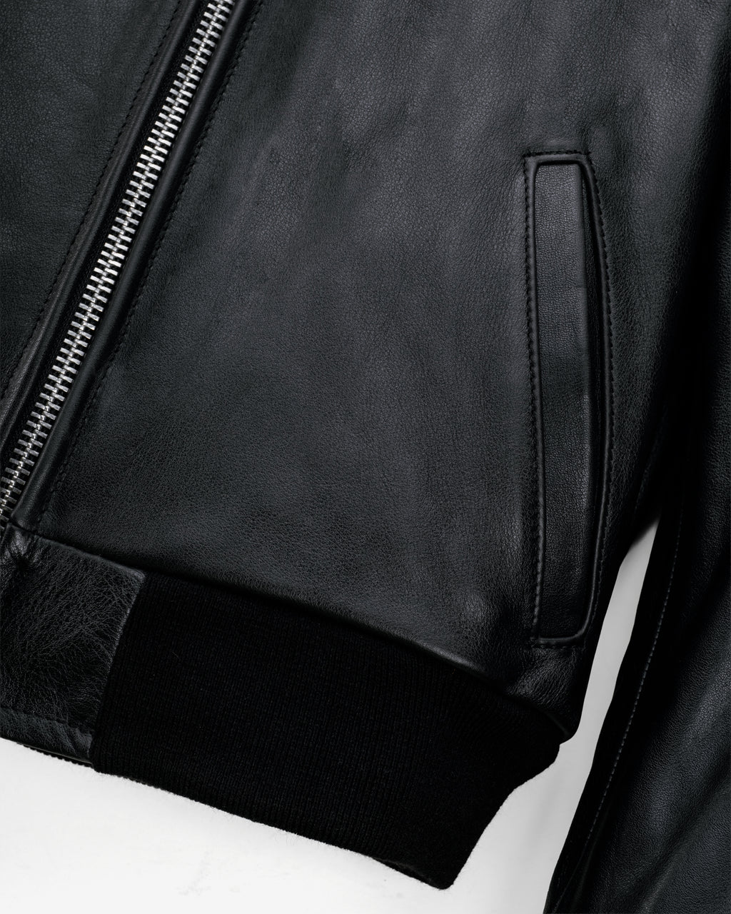 SP674 Black
