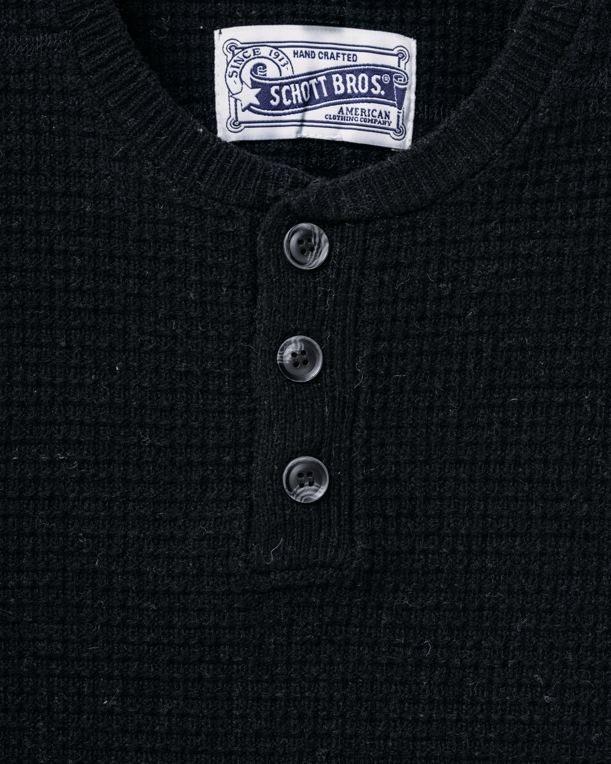 SW1611 Black