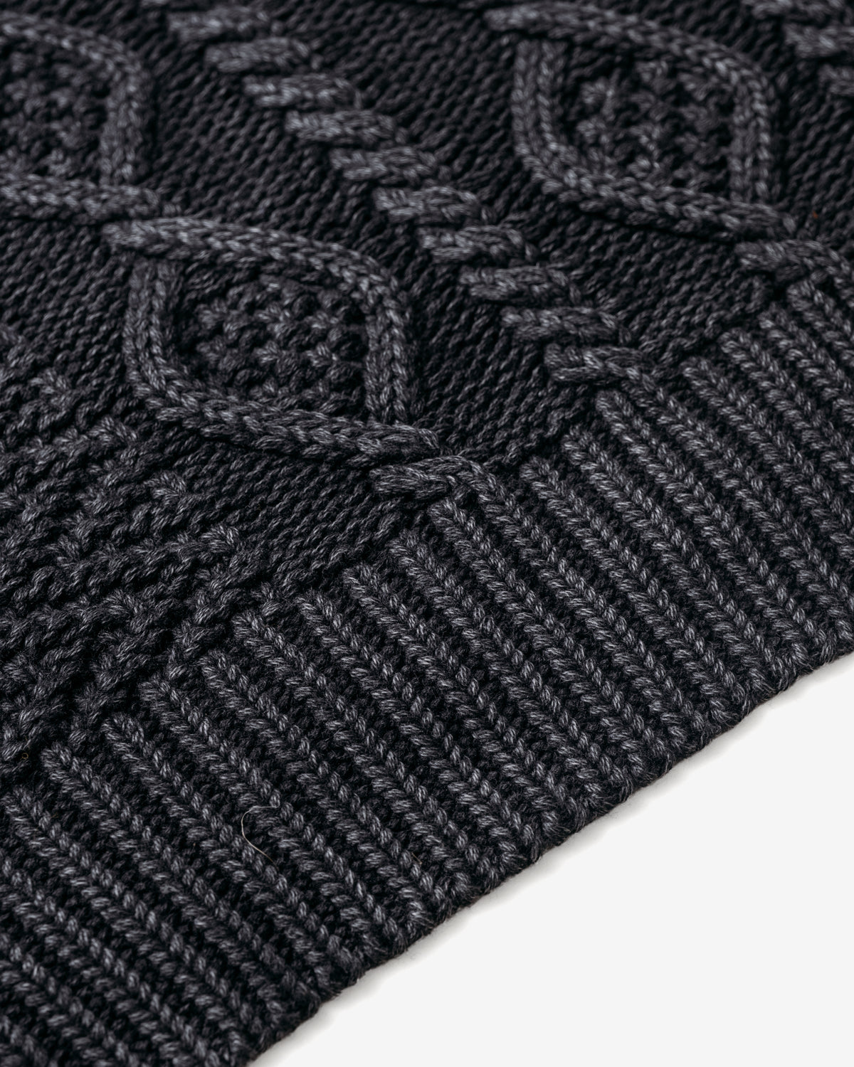 SW2435 Charcoal
