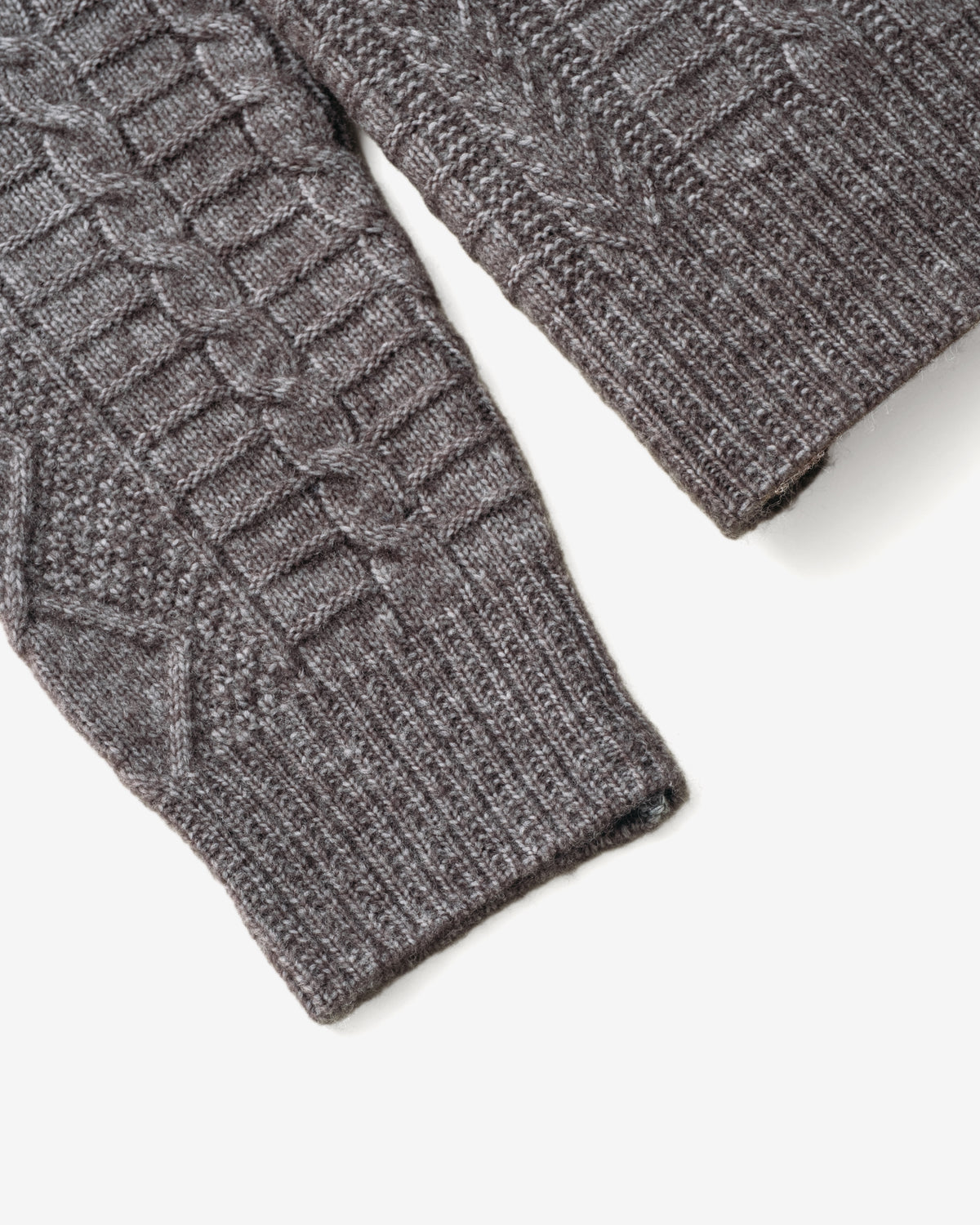 SW2542 Charcoal
